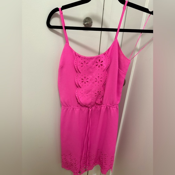 Pink dress - Picture 1 of 3